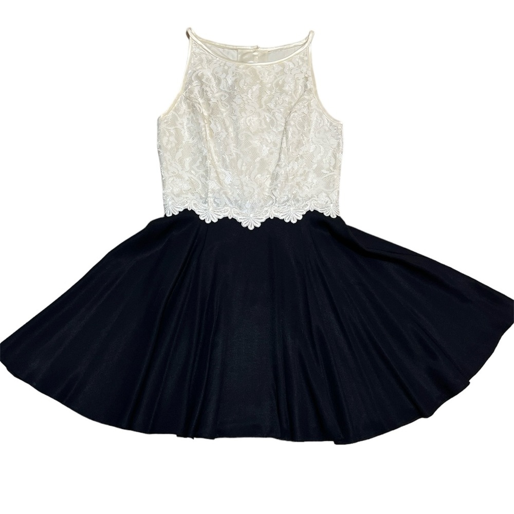 Jessica McClintock Formal Dress Lace over Satin Top. Juniors 7/8. No flaws